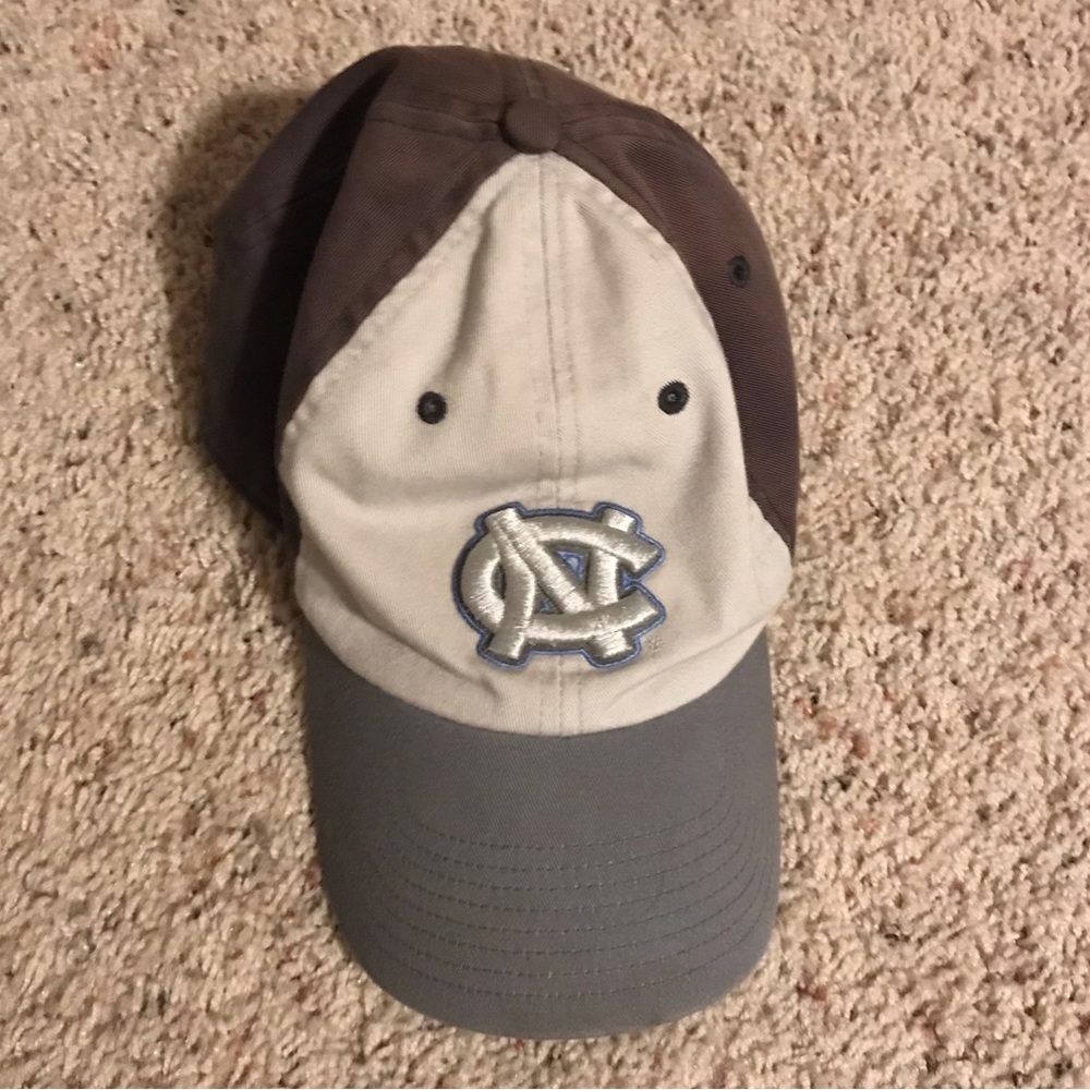 Vintage 07’ Nike NCU mens hats
